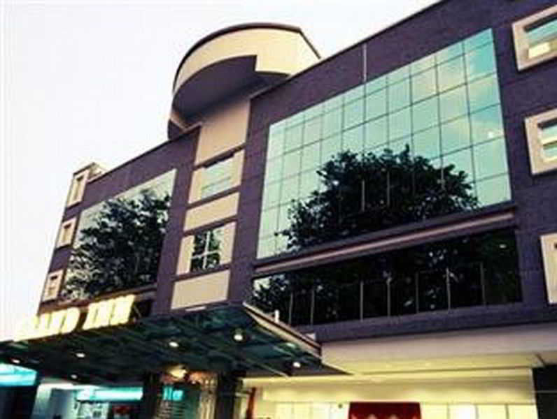 Grand Inn Hotel - Macalister Road George Town Extérieur photo